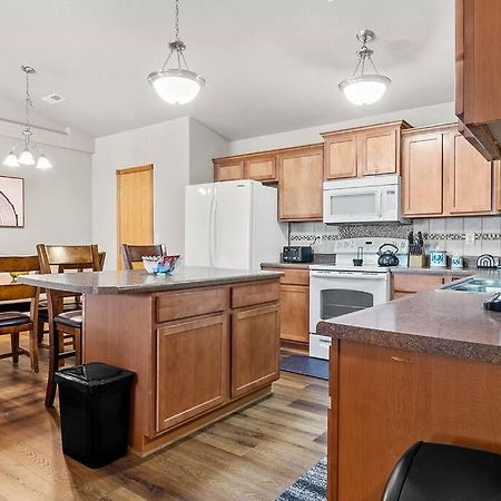 Villa Convenient Townhouse - Near Airport à Rapid City Extérieur photo