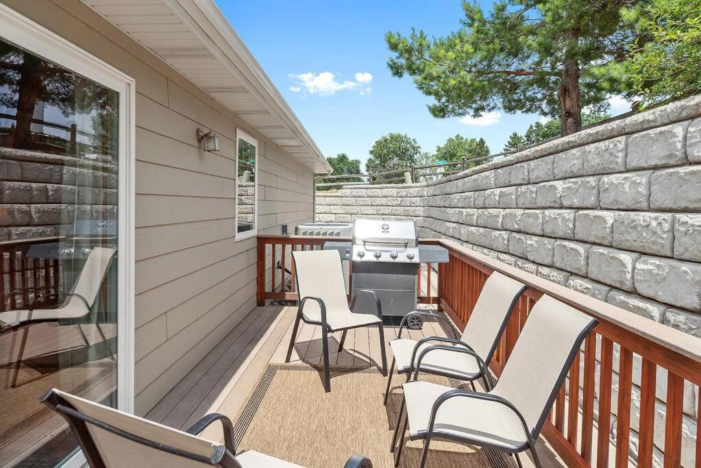 Villa Convenient Townhouse - Near Airport à Rapid City Extérieur photo